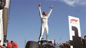 16:9
車訊網／F1戰報！衛冕冠軍以二連勝迎接暑假