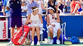 謝淑薇（右）是本屆美網僅存台將。（圖／翻攝自謝淑薇臉書）