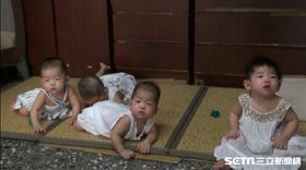 台中媽媽搏命生4胞胎／彰基提供