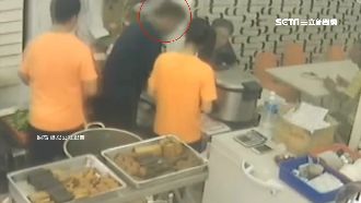 點肉燥飯嫌肉太少　奧客竟闖廚房狂舀