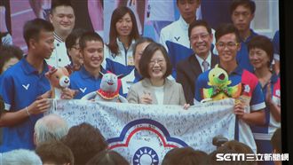 蔡英文接見亞運選手　現場氣氛嗨翻