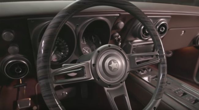 嫌隙是假的　鋼鐵人送美國隊長訂製車