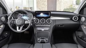 賓士C-Class(圖/翻攝自賓士官網)