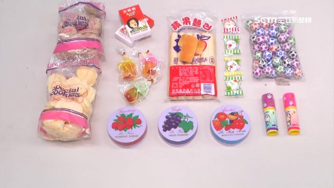 童年邊吃邊玩　「懷舊零食」滿滿回憶