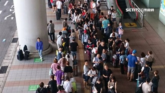 強颱燕子登日本！台旅客458人滯留