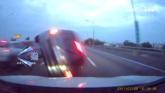 避免國道出「撞」況　這些動作別做