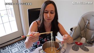泡麵大評比 麻油香俘虜洋妞味蕾