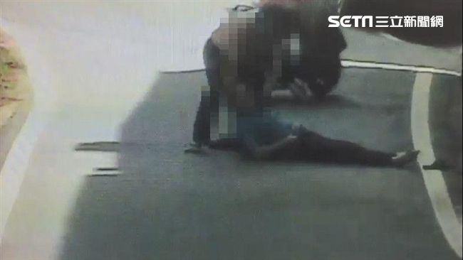 父子為第四台繳費吵　父遭推倒送醫亡