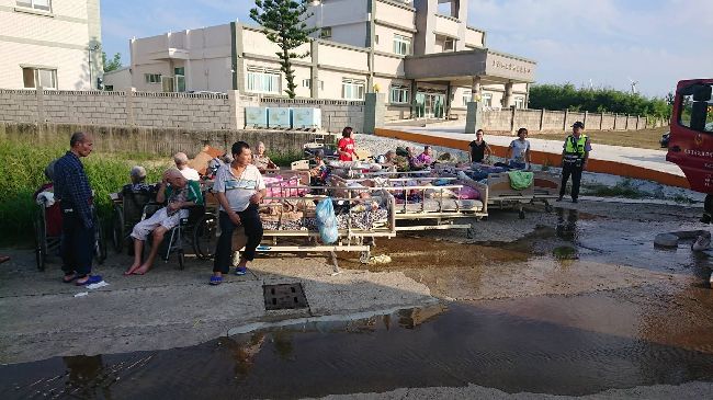 澎湖慈安養護中心火警　1傷送醫急救