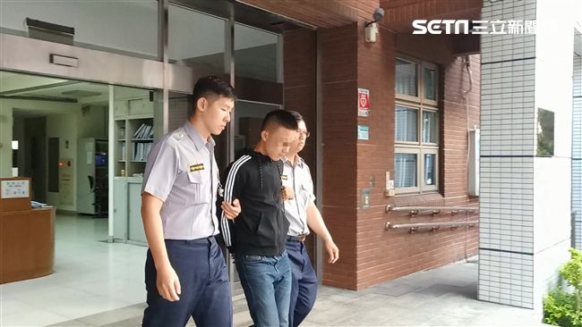 收簿手搭車讀英文詐騙　只為出國打工