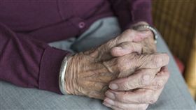 老母親、老人、老太太示意圖／pixabay