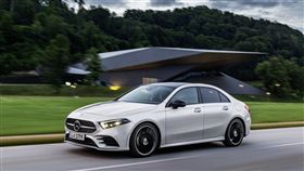 賓士A-Class Sedan(圖/翻攝網路)