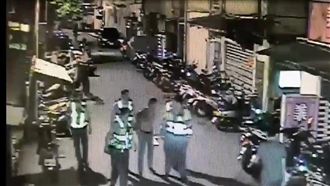 醉漢持刀逛大街　遭勸竟作勢揮刀砍人