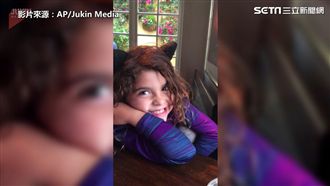 小女孩送餐給街友　網友：滿滿正能量