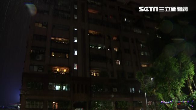 雷雨狂襲！士林100戶停電搶修中