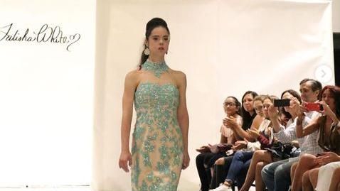 夢想成真！唐氏女模登紐約時裝周舞台