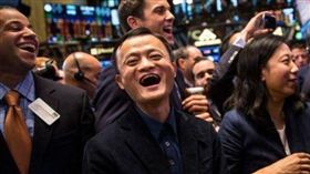 9張圖道馬雲一生
圖翻攝自鳳凰網科技