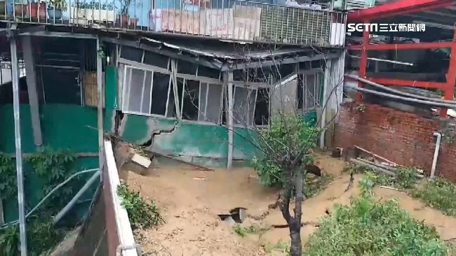 暴雨狂灌基隆　「泥流瀑布」毀民宅