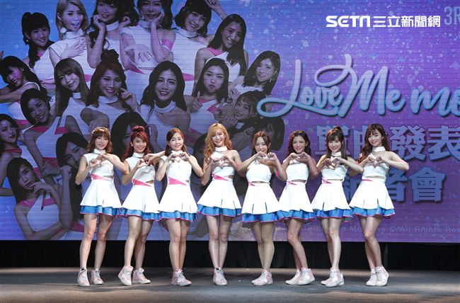「LamiGirls」2018全新單曲 Love Me More 新歌發表。（記者邱榮吉/攝影）