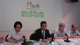 行政院11日召開「市售負離子床墊含幅射之查核進度說明」記者會。（圖／記者盧素梅攝影）