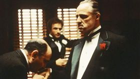 二大一廣場,教父