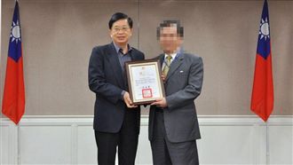 總統府高官私會女秘書　週週按表操課