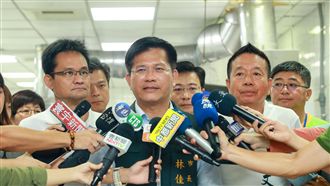 莫名遭對手「祭拜」林佳龍回應了..