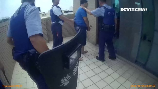 通緝犯激烈求復合　遭警實彈圍捕栽了