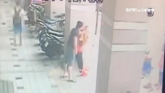 清潔隊員打掃停車格…駕駛等不及怒毆