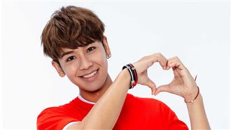 鼓鼓36小時未闔眼…催生最甜告白歌