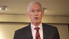 美國在台協會主席莫健美國在台協會主席莫健12日說，不清楚今年是否舉行美台間的TIFA會議，美台洽簽自貿協定可能還要一段時間，更多「懸而未決議題」獲進展，才有更多正式會談。中央社記者鄭崇生華盛頓攝　107年9月13日