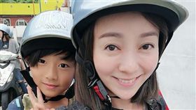 季芹/兒子王帷亦 (翻攝臉書)