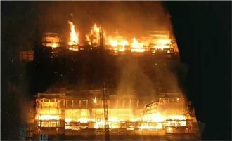 新莊高樓大火　盤點近年全球火燒大樓