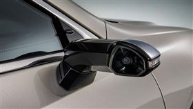 Lexus ES數位後視鏡。（圖／翻攝Lexus網站）