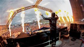 台灣賓士首次跨足贊助國際級電音派對力挺 Ultra Taiwan 2018。（圖／Mercedes-Benz提供）