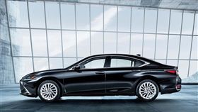 Lexus ES(圖/車訊網)