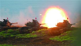 澎湖防區火砲演訓　驗證火力效能與防禦機制