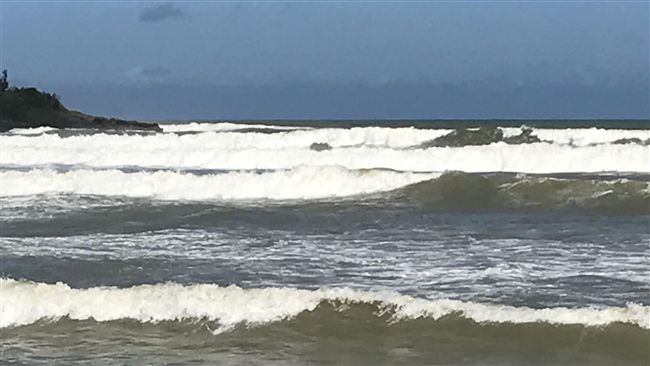 山竹強襲現長浪　東琉線明午後停航