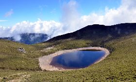 颱風山竹海警　嘉明湖步道暫停開放