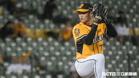 中華職棒總冠軍賽中信兄弟彭識穎 圖／記者林敬旻攝