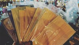 選舉,文宣品,面紙,口罩,實用,爆廢公社　圖／翻攝自臉書爆廢公社