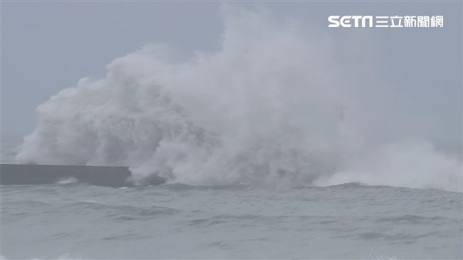 山竹威力降　今晚解除海上颱風警報