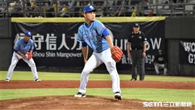 富邦悍將投手吳世豪（圖／記者王怡翔攝）