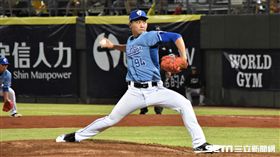 富邦悍將投手吳世豪（圖／記者王怡翔攝）