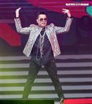 譚詠麟「銀河歲月40載｣世界巡迴演唱會，引爆台北小巨蛋，一連串經典好歌粉絲嗨翻天。（記者邱榮吉/攝影）