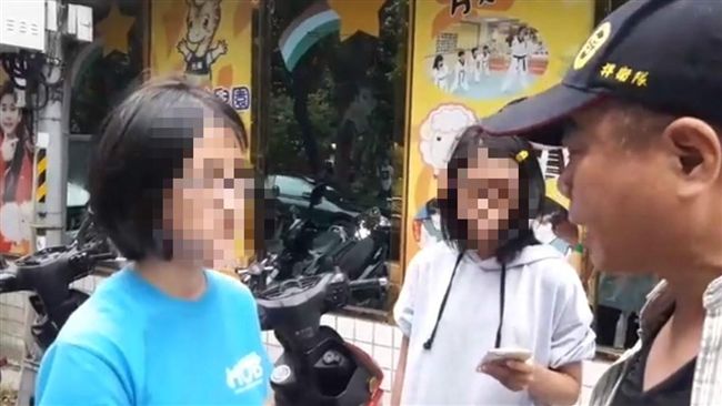誇張！統促黨當街圍譙少女「X你娘」