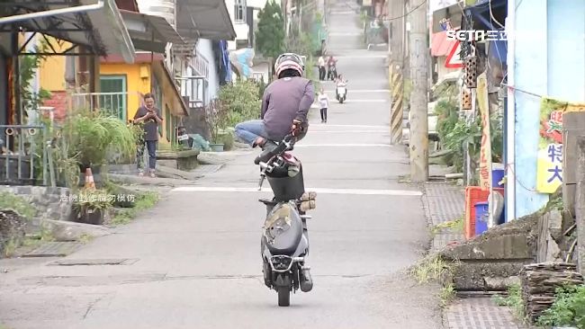 男翹孤輪下不了車…身分曝光竟是他！