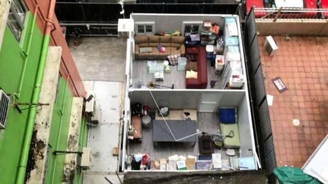山竹颱風吹爆屋頂　房子秒變模型屋！