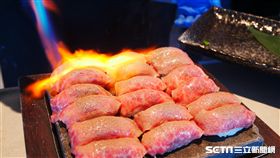 Mega 50,自助餐,吃到飽。（圖／記者馮珮汶攝）