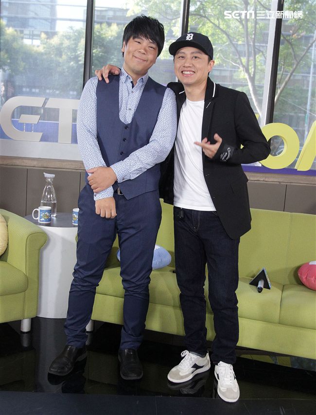 邵大倫、黃丹尼安安大明星。（記者邱榮吉/攝影）